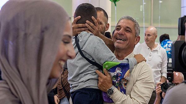 349 Australians evacuated from Lebanon, touch down in Sydney