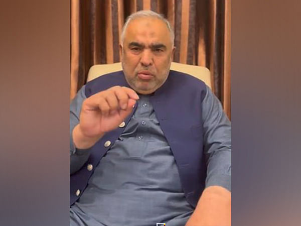 Former Pak National Assembly speaker Asad Qaiser says government likely to collapse by December