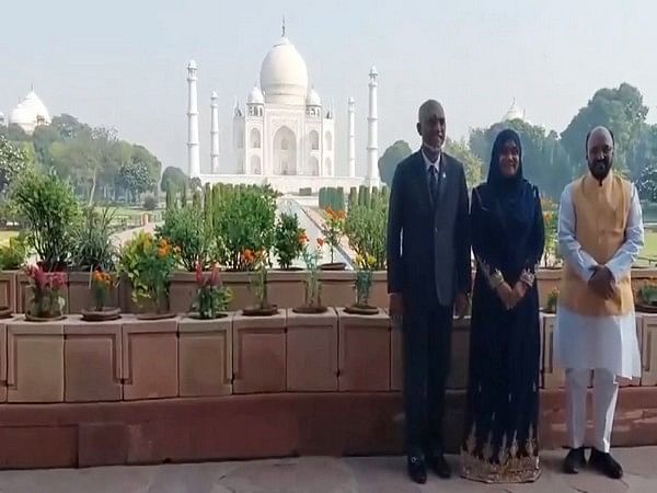 Maldives President Mohamed Muizzu, First Lady Sajidha Mohamed visit Taj Mahal