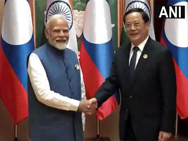 PM Modi meets with Laos counterpart, discusses ways to strengthen ties