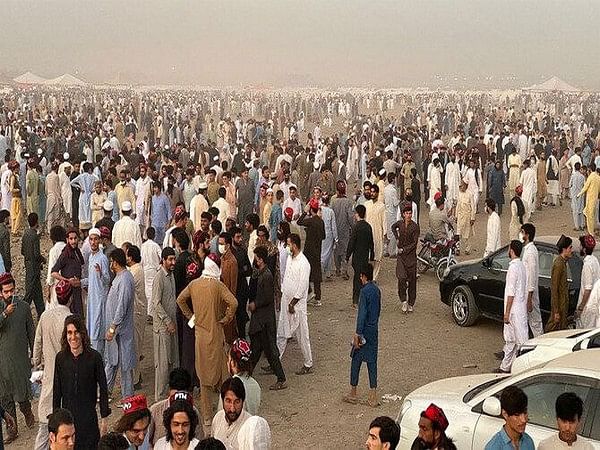 Pakistan: Pashtuns in Khyber Pakhtunkhwa gather in large number to discuss challenges faced by community