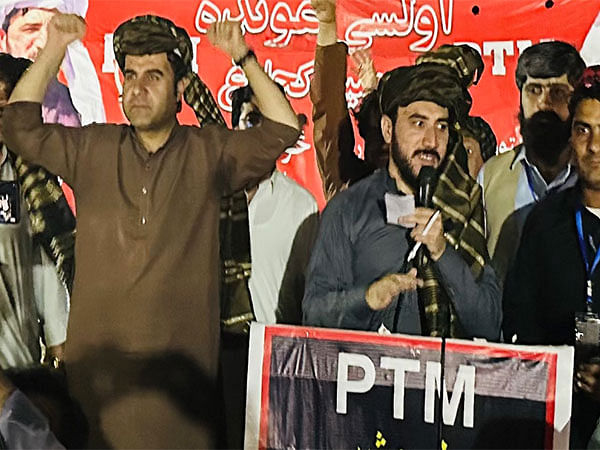 Pashtun jirga challenges Pakistan's authority, demands army's exit and autonomy