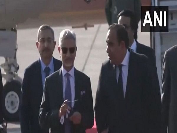  EAM Jaishankar arrives in Islamabad for 23rd SCO summit 