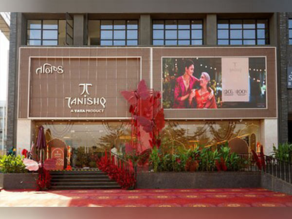 Tanishq launches its grand store in Gandhinagar, Gujarat