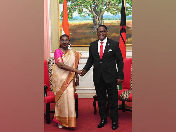 President Droupadi Murmu meets Malawi President, signs MOUs to strengthen diplomatic ties 