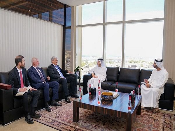 Finance Ministers of UAE, Azerbaijan discuss financial cooperation