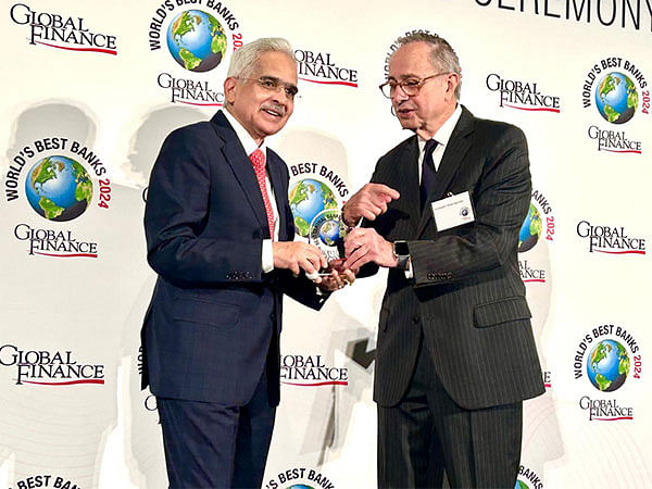 Shaktikanta Das reeives award for A+ grade in Central Bank Report Cards 2024 in USA