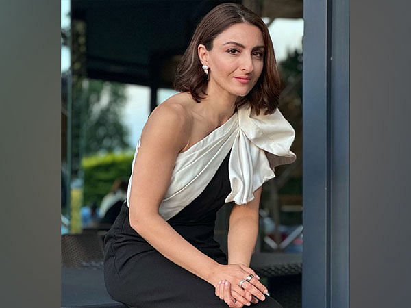 Diwali 2024: Soha Ali Khan bonds with family over 'tambola', 'cards'