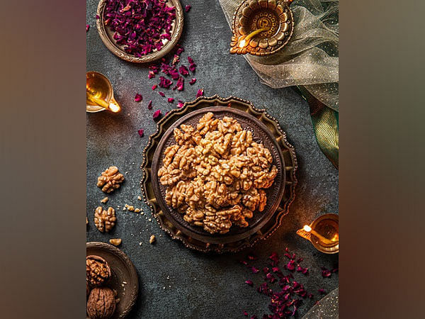 Diwali 2024: Managing Healthy Indulgence During the Festive Season with California Walnuts