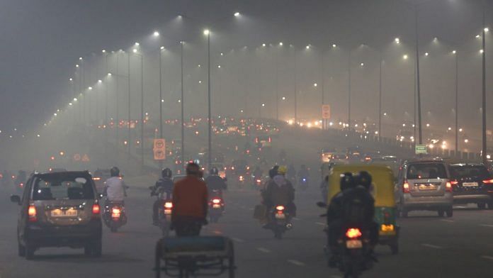 Smoggy skies in Delhi as the air quality worsens. | Suraj Singh Bisht | ThePrint