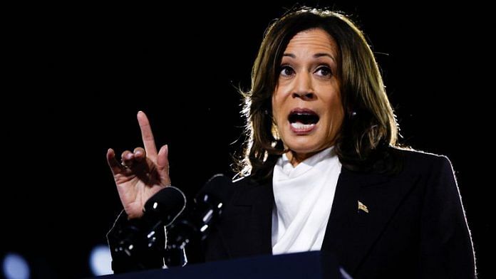 Democratic presidential nominee U.S. Vice President Kamala Harris delivers a speech on the National Mall, one week before the Nov. 5 U.S. presidential election, in Washington, U.S., October 29, 2024. REUTERS/Evelyn Hockstein