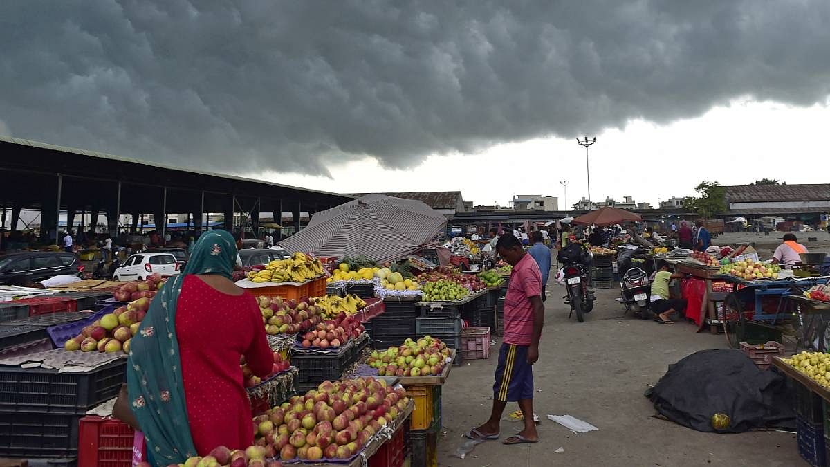 Battered by inflation, consumers are tightening belts. Double blow to rural Indians