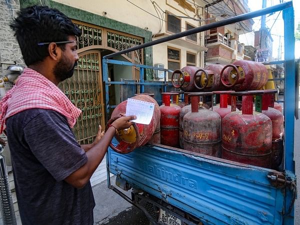 Commercial LPG cylinder prices hiked by Rs 62, domestic rates unchanged