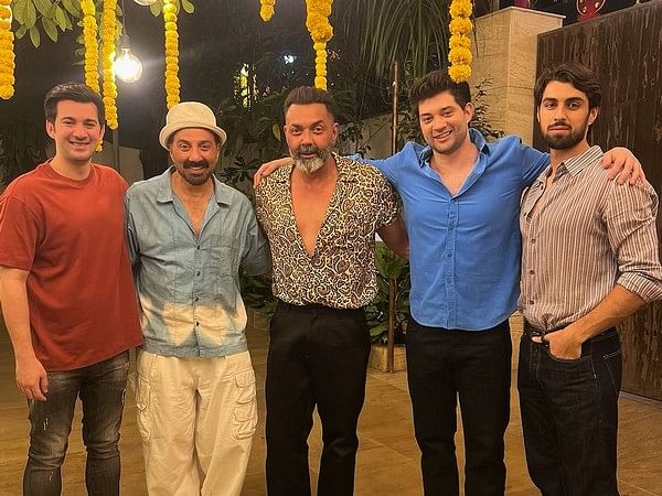 Sunny Deol shares adorable pictures with Bobby Deol and sons