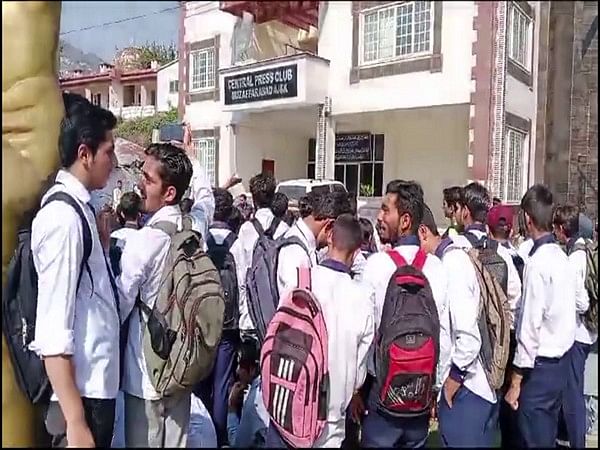 Students in PoJK demand separate education board for Muzaffarabad 