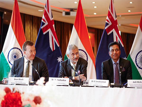 Jaishankar holds positive discussions with Business Leaders in Australia