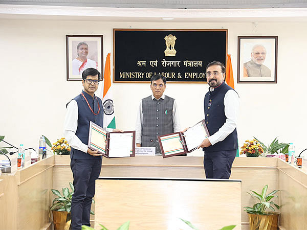 Ministry of Labour & Employment and Cygnus Ujala Group Sign MoU in Presence of Mandaviya