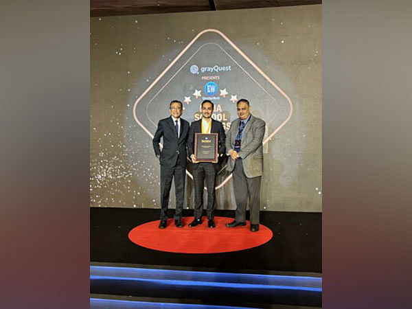 Kunal Dalal honoured as Education Leader of the Year at the Education World India School Ranking Awards 2024-2025