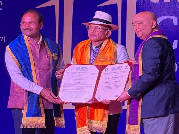 Annu Kapoor receives honorary doctorate in Literature from Udaipur-based university