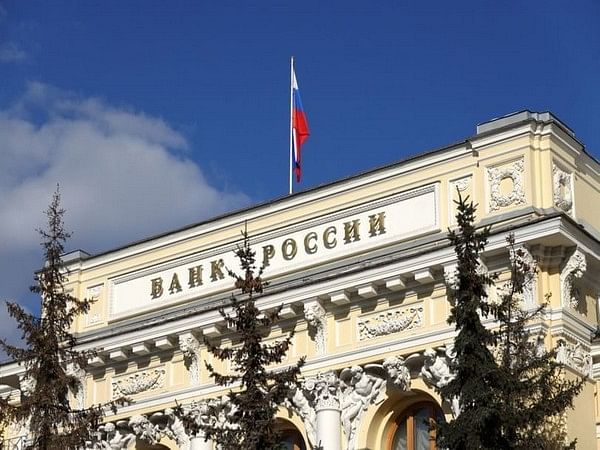 Russia's gold reserves hit historic high