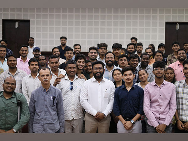 Providing Financial Freedom through Online and Offline Platforms: Educating 15,000 Students Across India and Abroad
