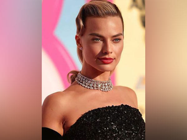 Margot Robbie recalls surreal moment listening to 'Titanic' score on 'The Wolf of Wall Street' set