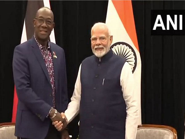 PM Modi holds bilateral talks with Trinidad and Tobago PM Keith Rowley