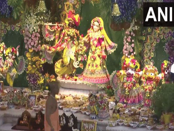 Bangladesh: Police arrest former ISKCON leader Chinmoy Krishna Das Brahmachari