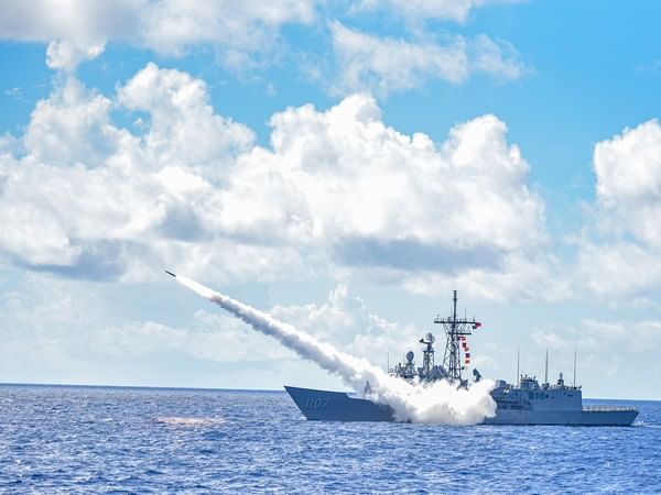 China intensifies incursions in Taiwan Strait China intensifies incursions in Taiwan Strait