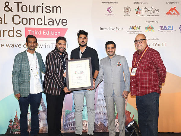 JustWravel Wins Best Adventure Tour Operator Award from Economic Times, Celebrates 8 Years of Connecting Travelers