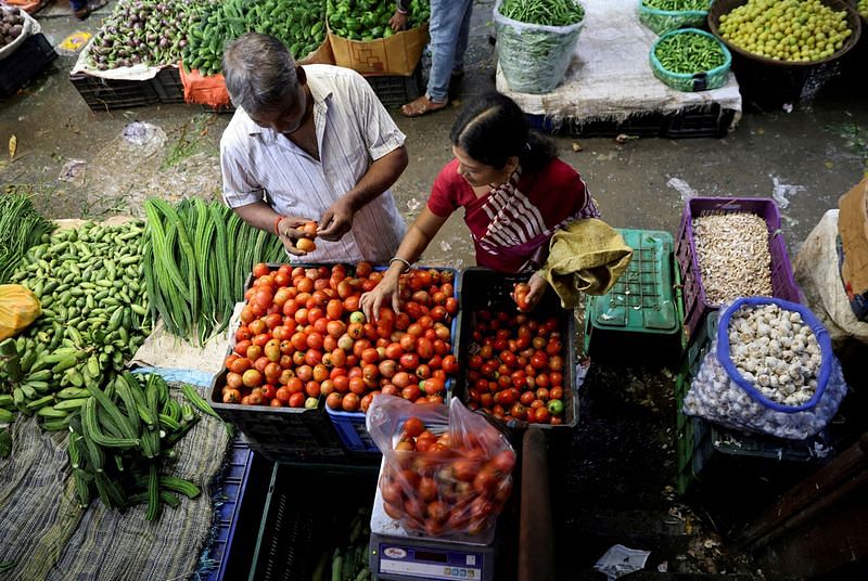 India's October retail inflation quickens to 6.21% year-on-year over high food prices