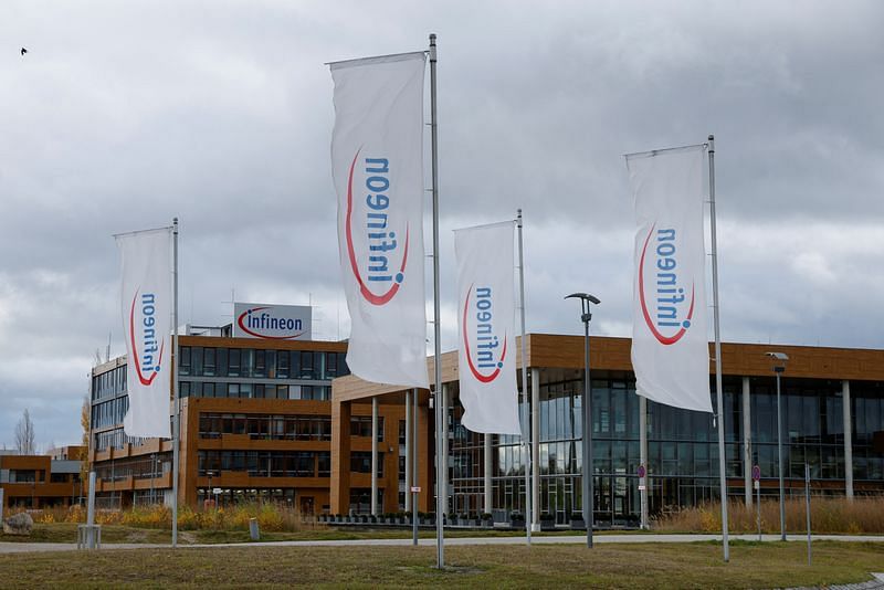 Infineon sees 'subdued' 2025 after Q4 revenue in line with expectations