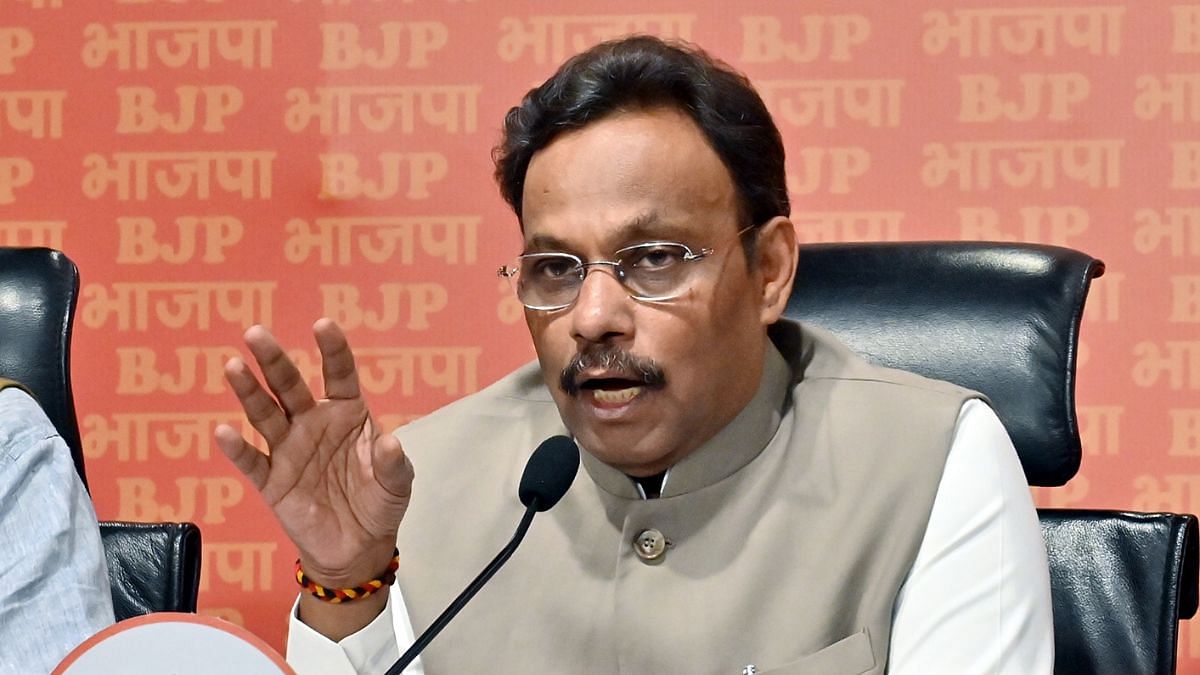 Day before Maharashtra votes, BJP’s Vinod Tawde accused of distributing cash at Nalasopara hotel