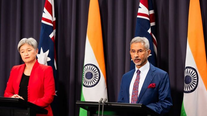 (L-R) Australian Foreign Minister Penny Wong and India External Affairs Minister S Jaishankar address joint conference in Canberra | X: DrSJaishankar