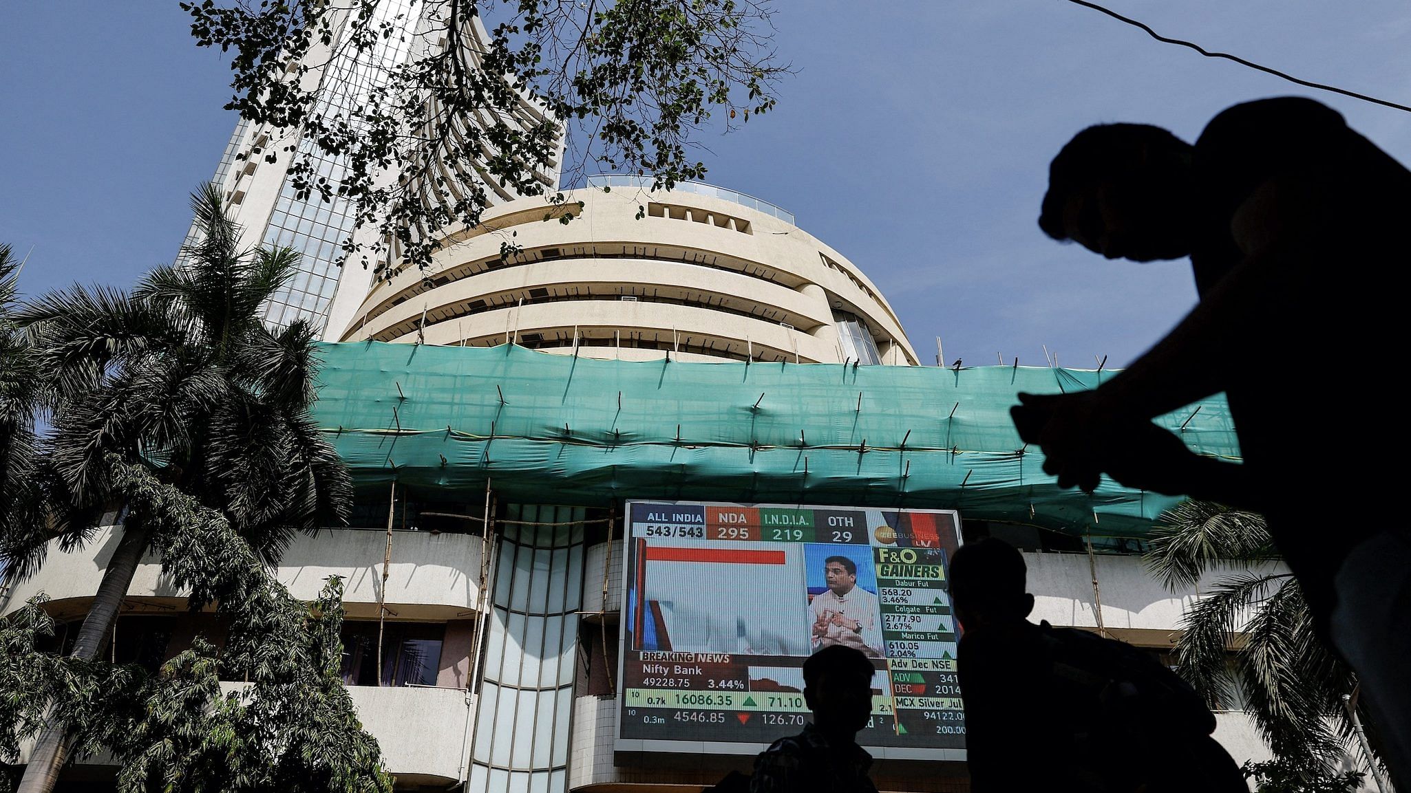 More pain in store for Indian equities, based on derivatives data, say brokerages