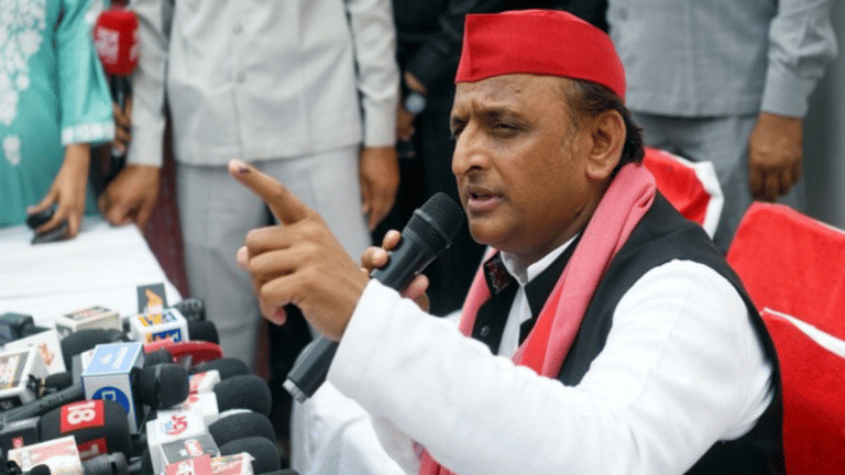 In closed-door meet, Akhilesh sets record straight on alliance with Congress, Azam ‘sahab’