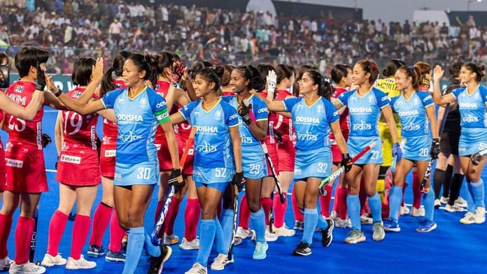 Salima Tete leads her team members | X/@kumravi_ias