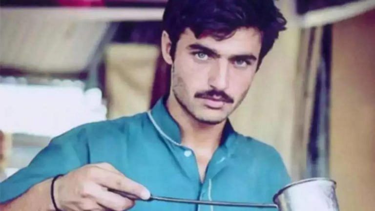 Pakistan’s blue-eyed tea seller bags 1 crore Shark Tank deal. He’s taking chai cafe global