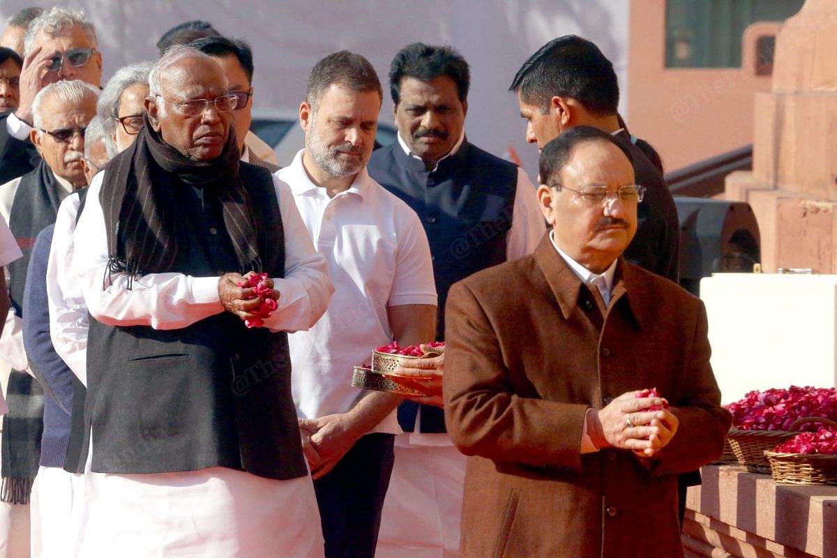 Union Minister of Chemicals and Fertilizers JP Nadda, Congress president Mallikarjun Kharge, Leader of Opposition Rahul Gandhi and others standing on a queue to pay tribute to martyrs | Praveen Jain | ThePrint
