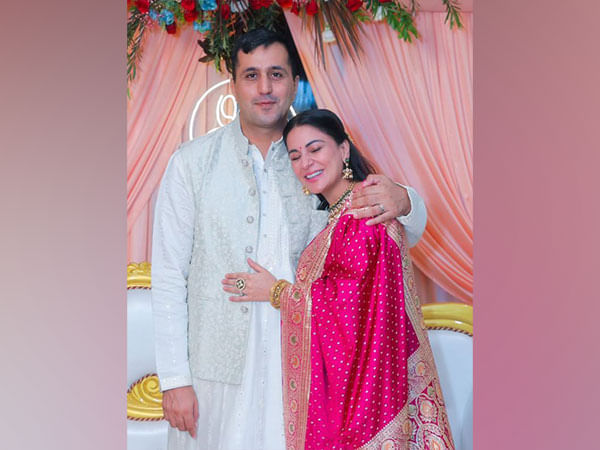 'Kundali Bhagya' fame Shraddha Arya announces birth of twins 