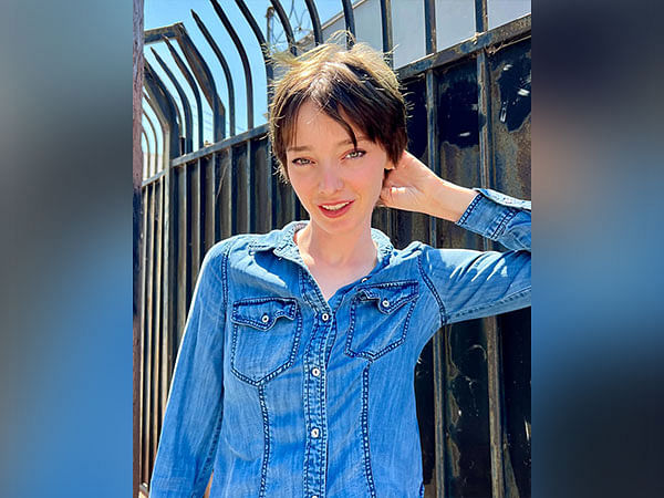 Oppenheimer actor Emma Dumont comes out as trans-masculine, non-binary