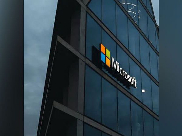 Microsoft unveils new taskbar UI and keyboard shortcut for Copilot on Windows