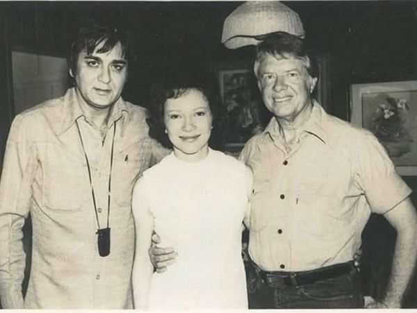Priya Dutt shares vintage pic of Sunil Dutt with Jimmy Carter