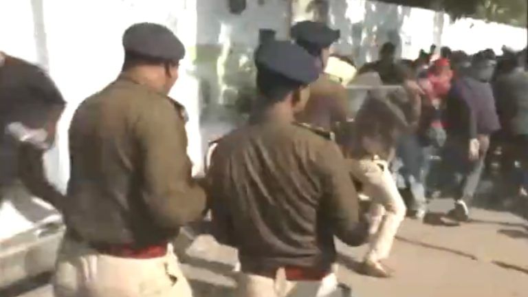 Patna cops resort to lathi-charge against BPSC aspirants protesting ‘normalisation’, server issues