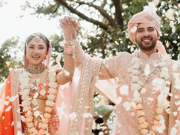 Singer Armaan Malik ties the knot with girlfriend Aashna Shroff