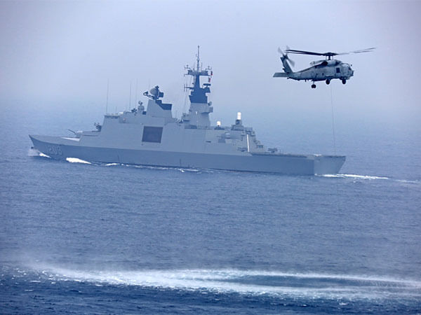 Taiwan detects 7 Chinese aircraft and vessels near its shores
