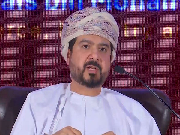 Oman's Minister of Commerce congratulates India for its economic growth, says impressive transformation over the last 20 years