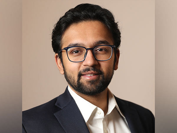 Ikonic India: A Revolutionary Partnership for Indian Creators Between Dhandeel and Ikonic Global