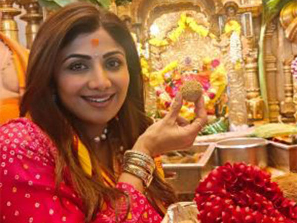 In pics: Shilpa Shetty celebrates Makar Sankranti with mother Sunanda 