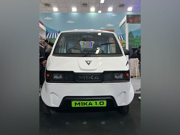 Omega Seiki unveils electric truck for Rs 6.99 lakh at Bharat Mobility auto expo 